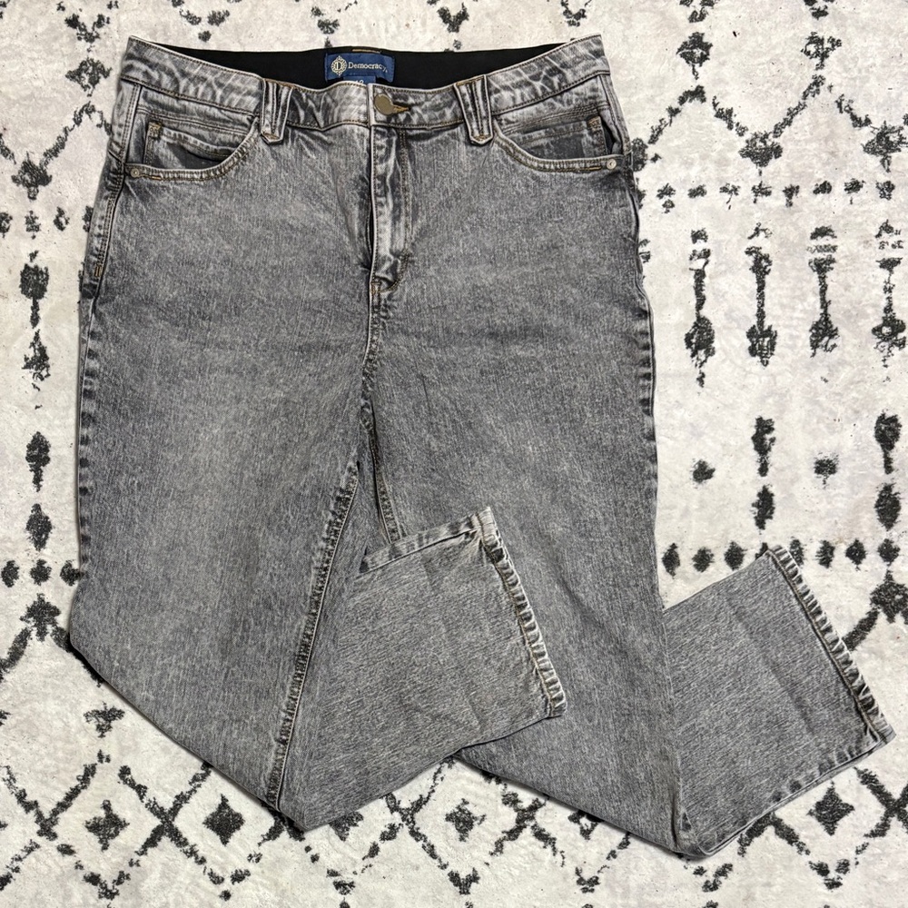 Democracy Women’s Gray Acid-Wash Jeans